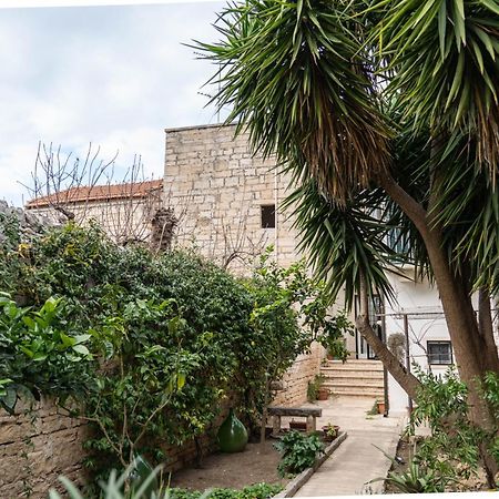Casa Vacanze Alisei Terlizzi Eksteriør billede